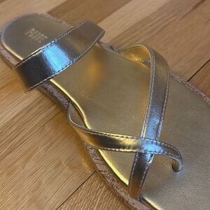 Paige sandals in gold with cork footbed accents